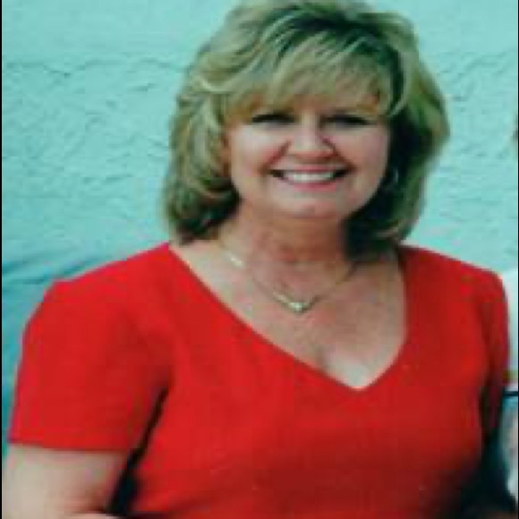 Meet your Posher, Pamela - Picture 1 of 1